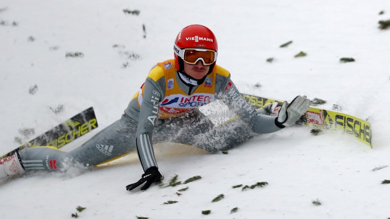 Sein Sturz in Innsbruck brachte Skispringer Richard Freitag nicht nur am Bergisel aus der Spur.