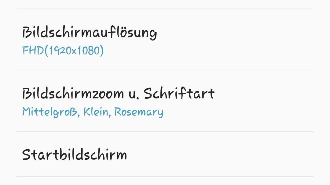 Möchte man den "Einfachmodus" aktivieren, muss man die Einstellungen seines Gerätes aufsuchen. Dort muss entweder unter "Anzeige" oder "Personalisierungen" nach "Einfacher Modus" gesucht werden. Die genaue Anordnung der Menüpunkte variiert von Gerät zu Gerät.