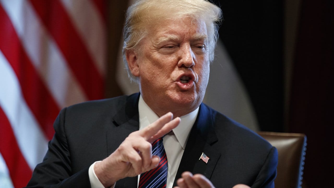 Donald Trump verschärft seine militärischen Drohungen. Donald Trump verschärft seine militärischen Drohungen.
