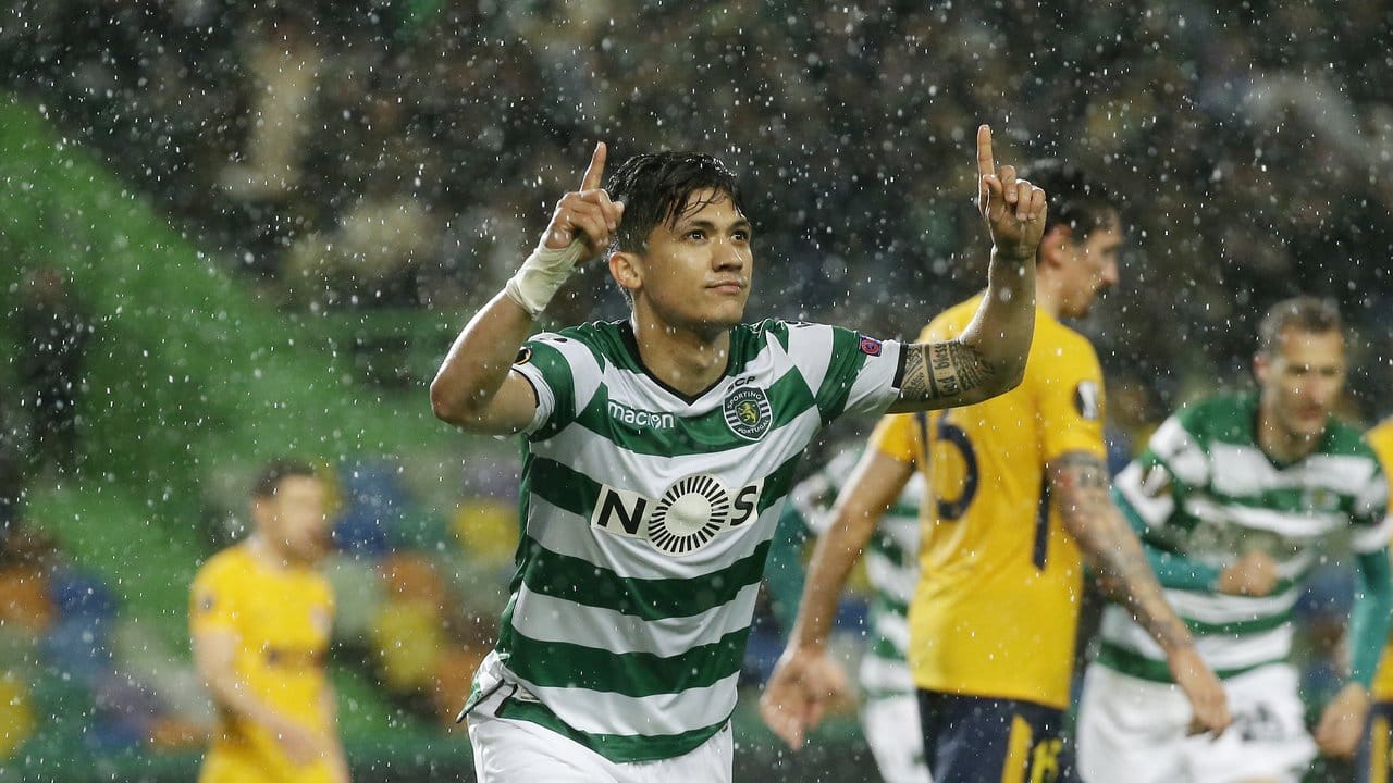 Fredy Montero von Sporting Lissabon jubelt nach seinem Tor zum 1:0. Fredy Montero von Sporting Lissabon jubelt nach seinem Tor zum 1:0.