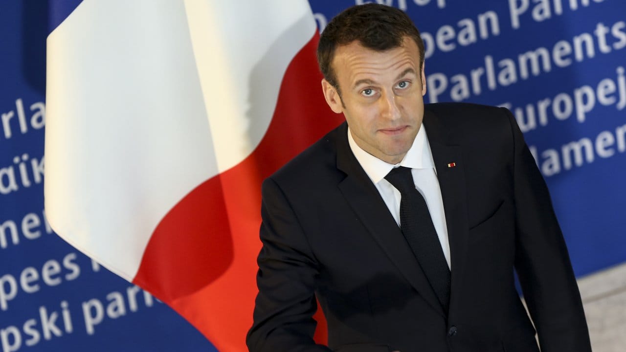Frankreichs Präsident Macron pocht weiter auf einen eigenen Haushalt für die Eurozone.