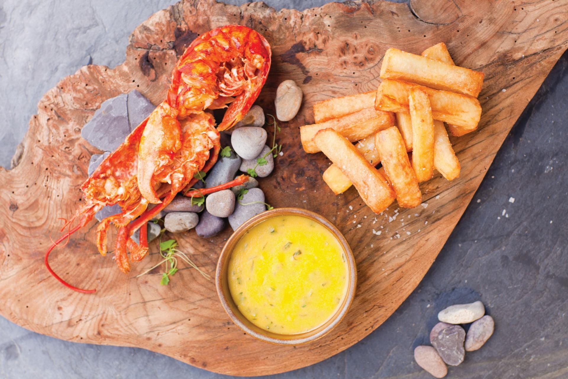 Fish and Chips: Hier in der Luxusversion mit halbem Hummer. Fish and Chips: Hier in der Luxusversion mit halbem Hummer.
