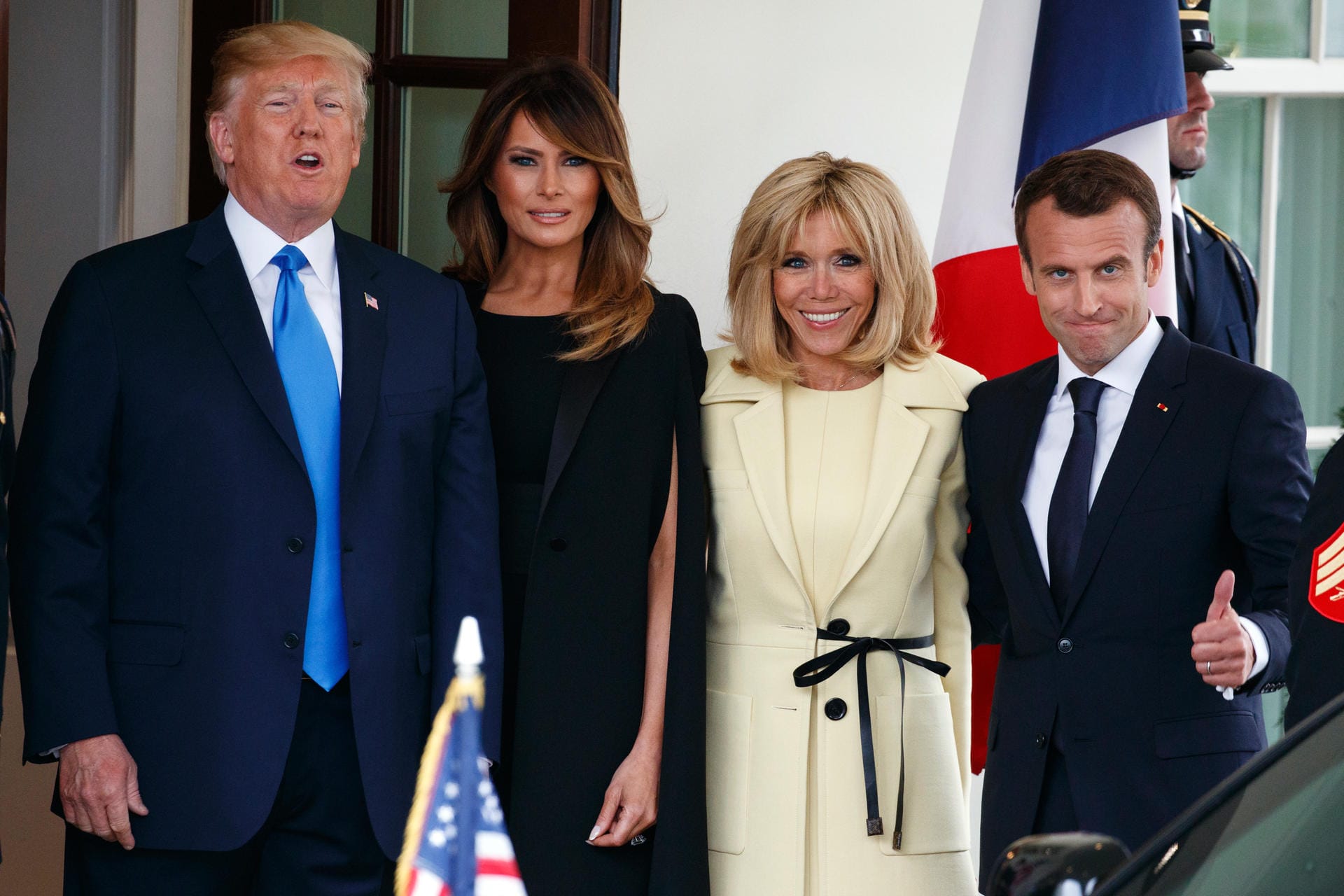 US-Präsident Donald Trump und die First Lady Melania Trump empfangen Emmanuel Macron und seine Frau Brigitte betont herzlich.... US-Präsident Donald Trump und die First Lady Melania Trump empfangen Emmanuel Macron und seine Frau Brigitte betont herzlich....