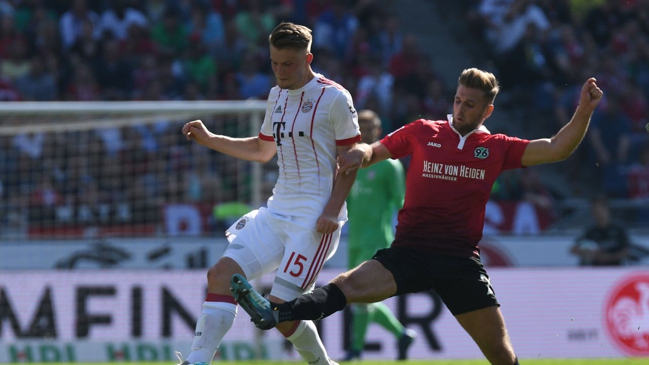 Bayerns Lukas Mai (l) wird gegen Frankfurt erneut im Kader stehen. Bayerns Lukas Mai (l) wird gegen Frankfurt erneut im Kader stehen.