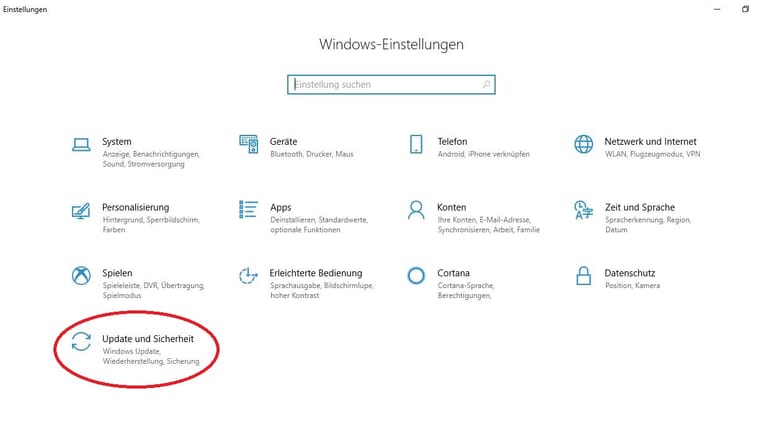 Drücken Sie die Windows-Taste und "I", um die Einstellungen zu öffnen. Klicken Sie dann auf "Update und Sicherheit".