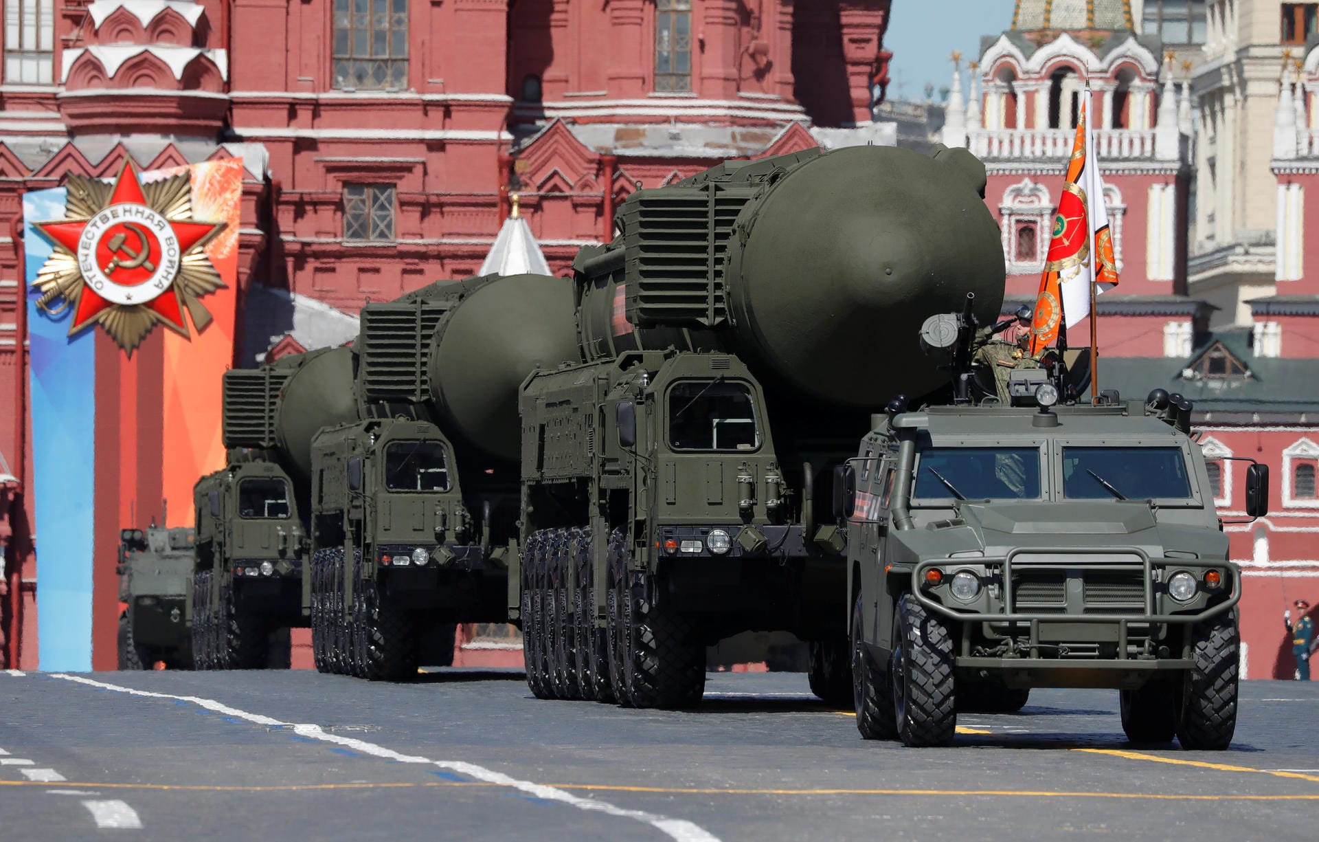 Und auch mit Interkontinentalraketen vom Typ "RS-24" will Russland seine Rolle als Atommacht unterstreichen.