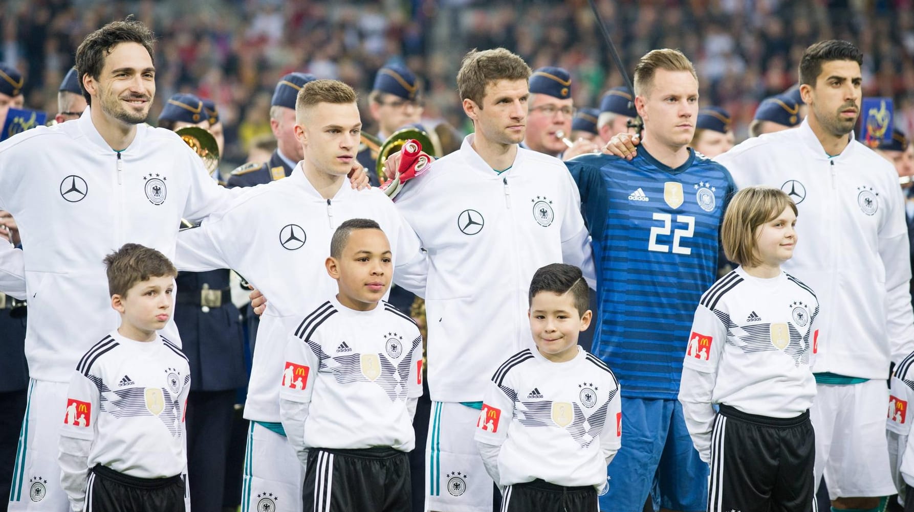 Fester Bestandteil des DFB-Kaders (v.l.n.r.): Mats Hummels, Joshua Kimmich, Thomas Müller, Marc-André ter Stegen und Sami Khedira.