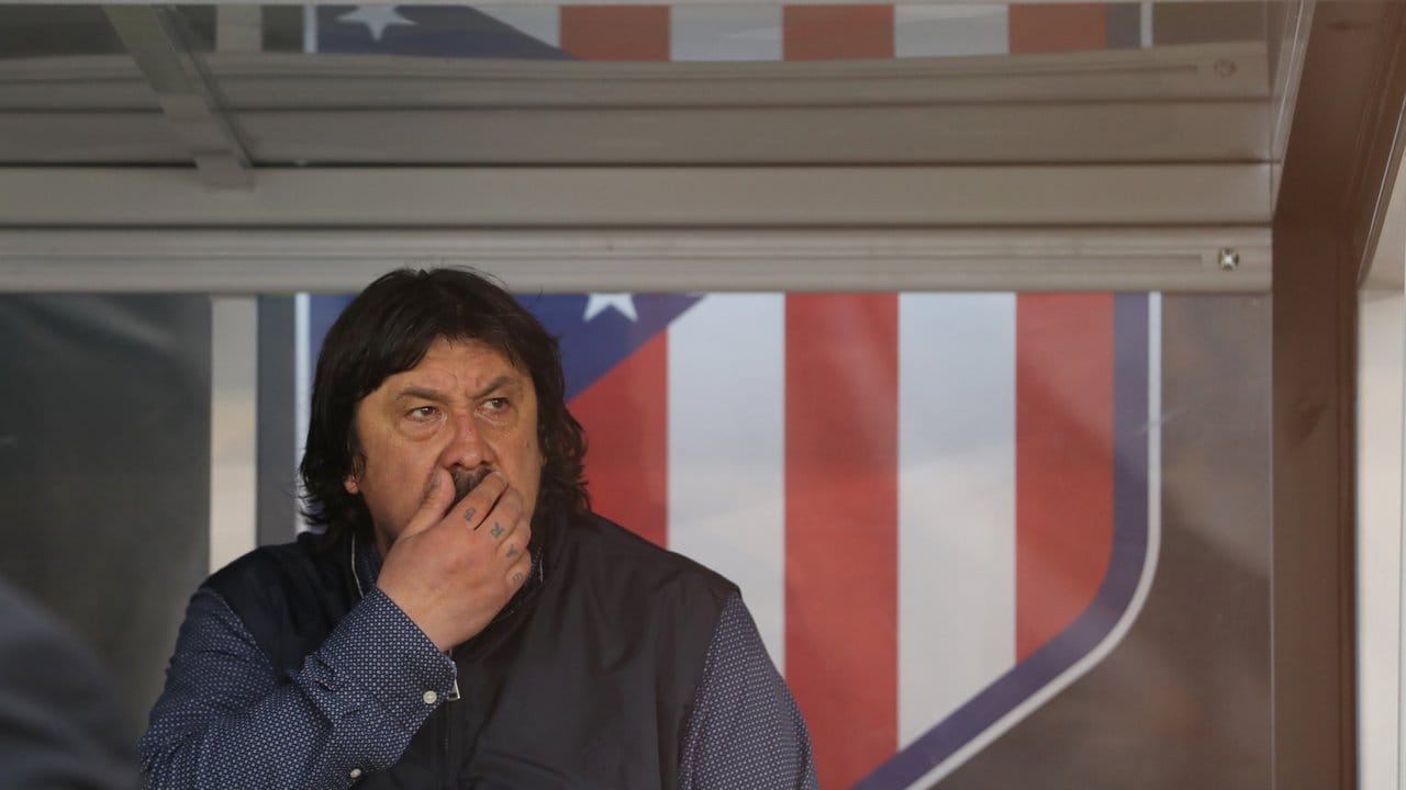 German Burgos, der Co-Trainer von Atlético Madrid, musste seinen gesperrten Trainer Diego Simeone vertreten.