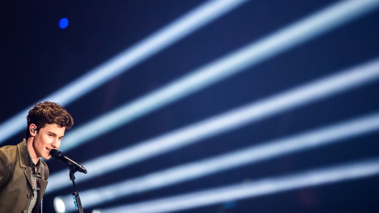 Teenie-Schwarm Shawn Mendes, der gerade sein neues Album veröffentlicht hat, sorgt für die musikalische Untermalung.