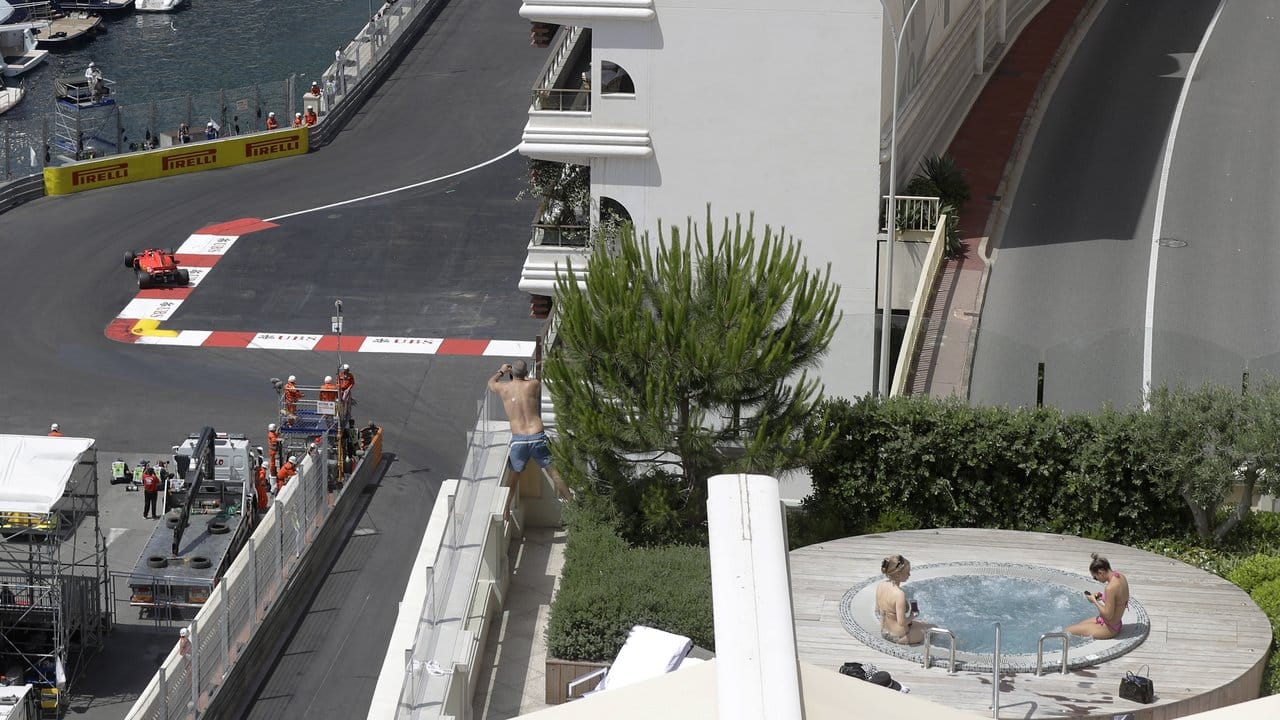 Nicht alle haben in Monte Carlo nur Augen für den Formel-1-Rennsport.