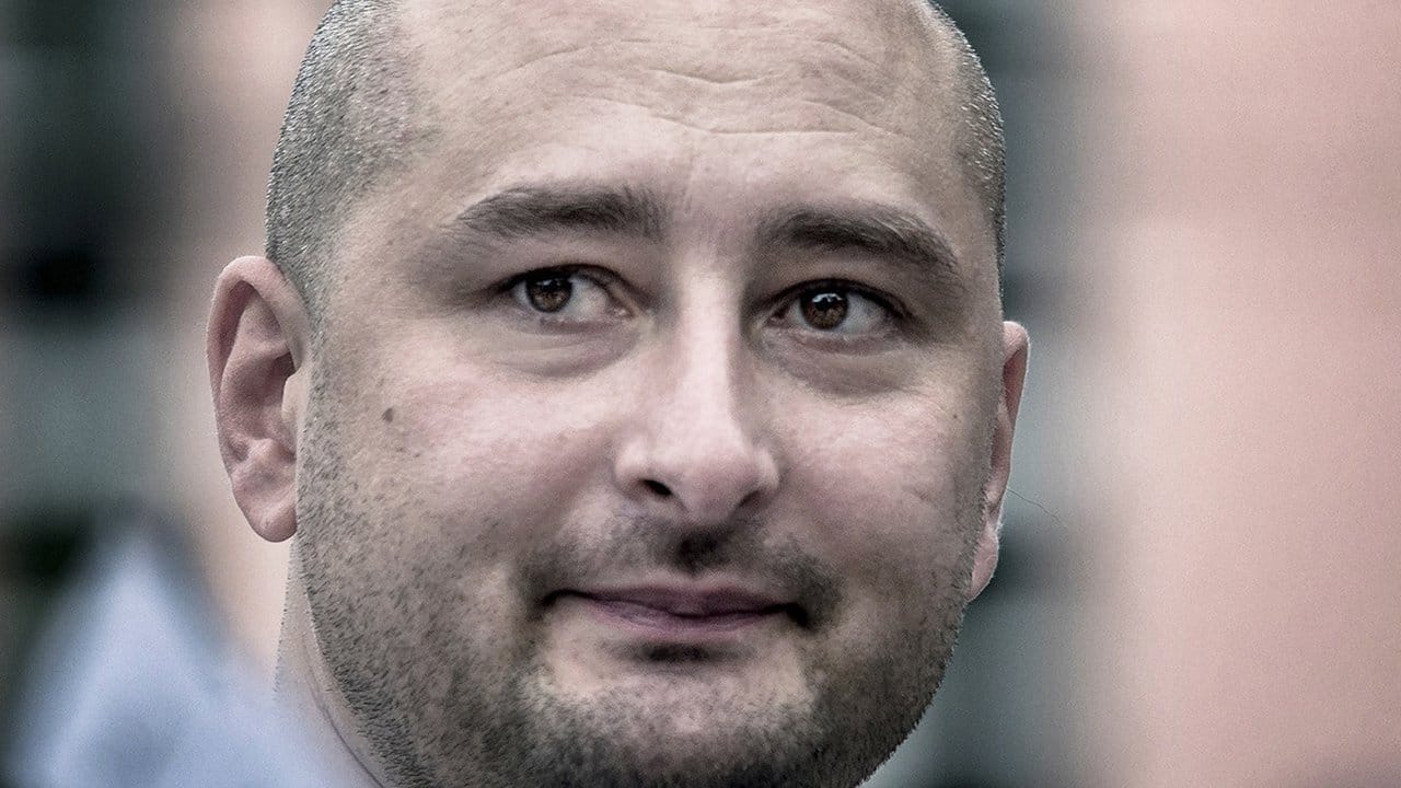 Der angeblich in Kiew ermordete russische Journalist Arkadi Babtschenko lebt. Der angeblich in Kiew ermordete russische Journalist Arkadi Babtschenko lebt.