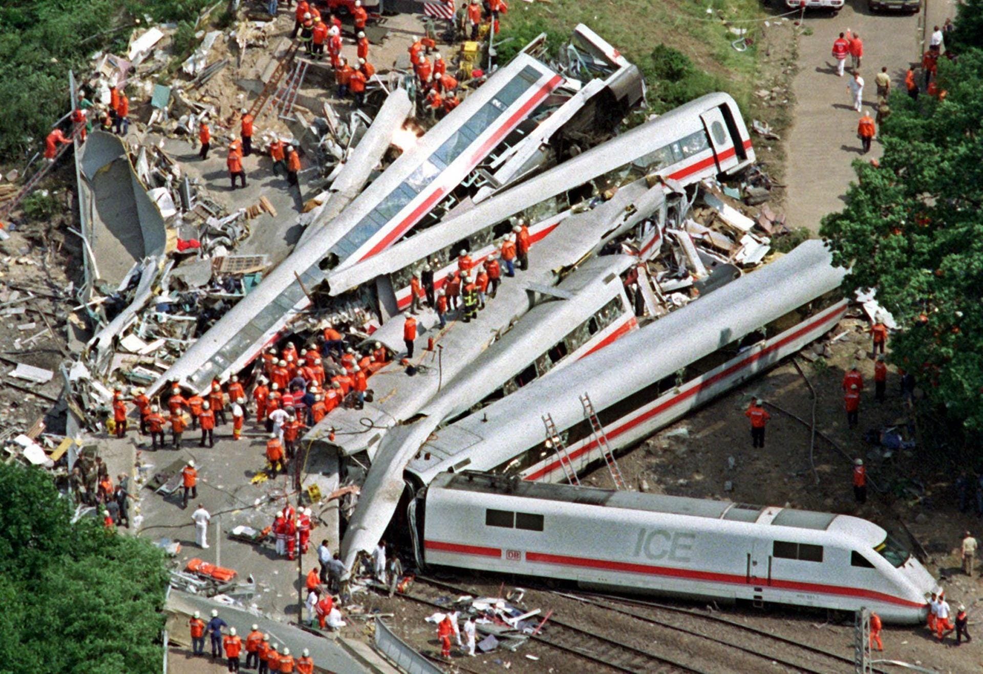 Der ICE 884 ist am 3. Juni 1998 in Eschede entgleist. 101 Menschen kamen ums Leben.