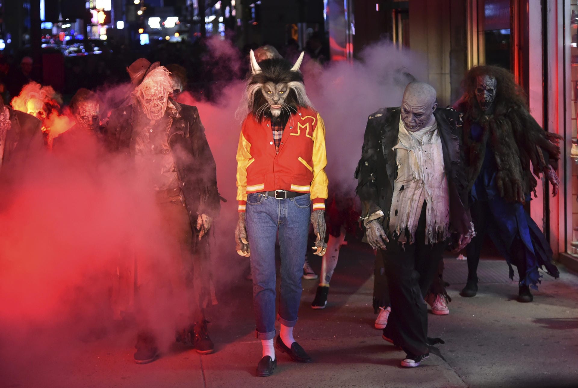 Ihre Halloween-Kostüme sind legendär: Heidi Klum als Michael Jackson in "Thriller".