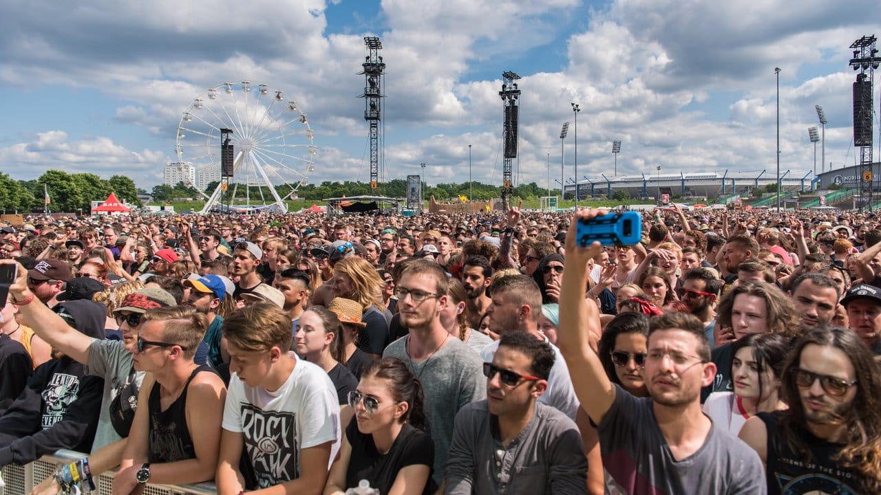 Bestes Festivalwetter bei "Rock im Park" in Nürnberg. Bestes Festivalwetter bei "Rock im Park" in Nürnberg.