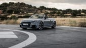 Audi TT: Der Roadster wird seit 1999 verkauft. Seit 2014 steht das aktuelle Modell auf den Rädern. Die Motoren reichen von 132 kW/180 PS bis 228 kW/310 PS. Der offene Zweisitzer kostet ab 36.150 Euro.
