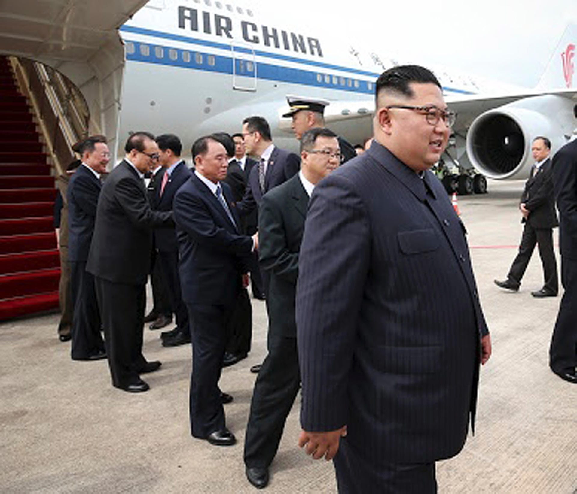 Ankuft von Nordkoreas Machthaber Kim Jong Un am Changi-Flughafen in Singapur.