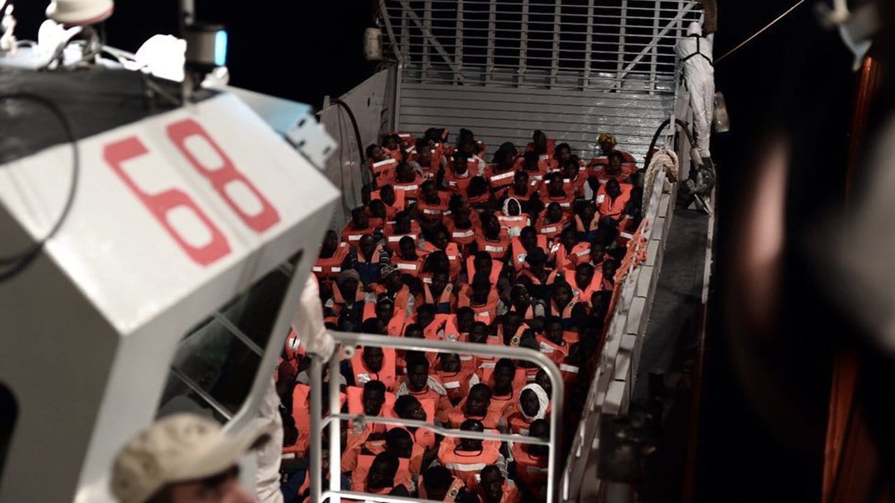 Migranten an Bord der "Aquarius".