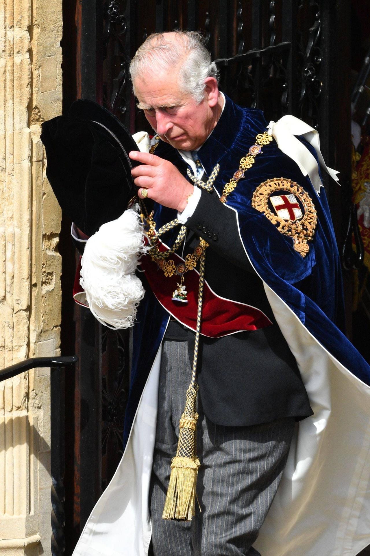 Darf nicht fehlen: Als zukünftiger König von England schauen alle natürlich auch auf Prinz Charles.