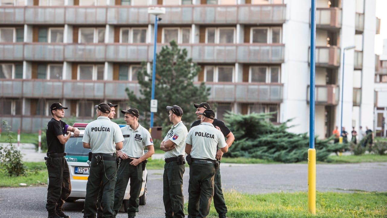 Flüchtlingsunterkunft in Gabcikovo: Die Slowakei gehört zu den sogenannten Visegrad-Staaten, die entschiedene Gegner der Umverteilung von Schutzsuchenden in Europa sind. Flüchtlingsunterkunft in Gabcikovo: Die Slowakei gehört zu den sogenannten Visegrad-Staaten, die entschiedene Gegner der Umverteilung von Schutzsuchenden in Europa sind.
