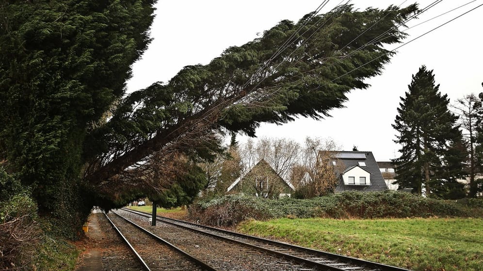 Die Bahn rüstet sich für kommende Stürme