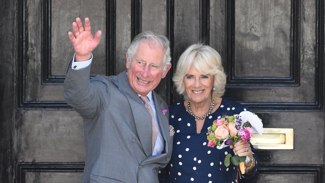 Prinz Charles und Herzogin Camilla besuchten Salisbury.