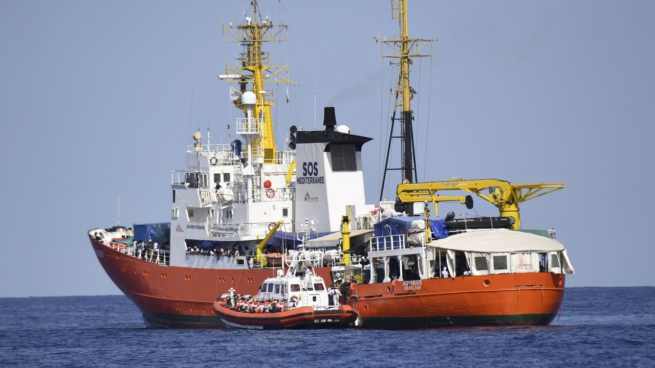 Vor Kurzem hatte Italien auch der "Aquarius" die Einfahrt in die Häfen des Landes verwehrt.