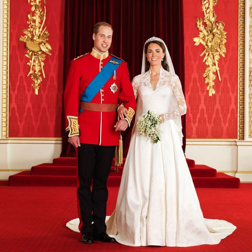 Prinz William und Herzogin Kate: In der Uni hat es gefunkt. Am 29. April 2011 haben sich der älteste Sohn von Charles und Kate Middleton die ewige Treue geschworen.
