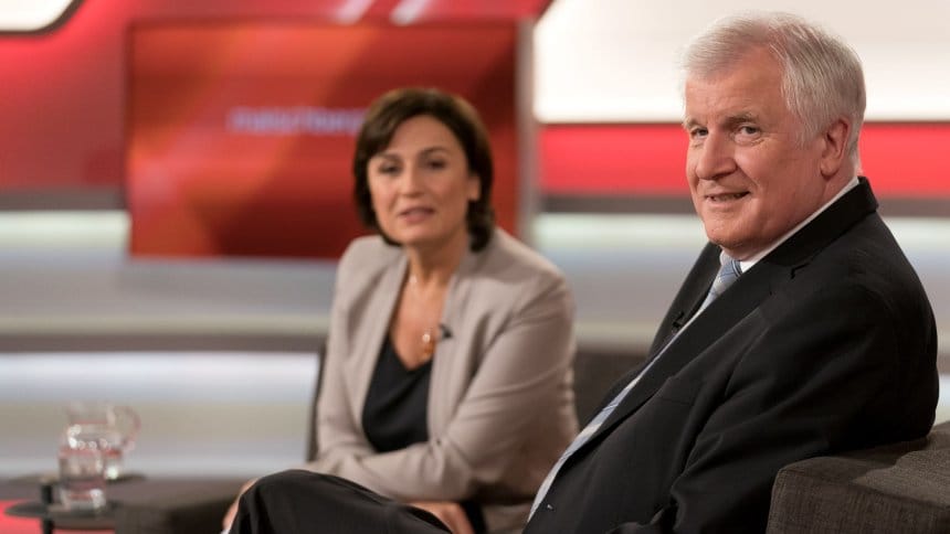 Horst Seehofer bei "Maischberger": Der CSU-Chef hat die Position seiner Partei im Asylstreit mit der CDU bekräftigt.