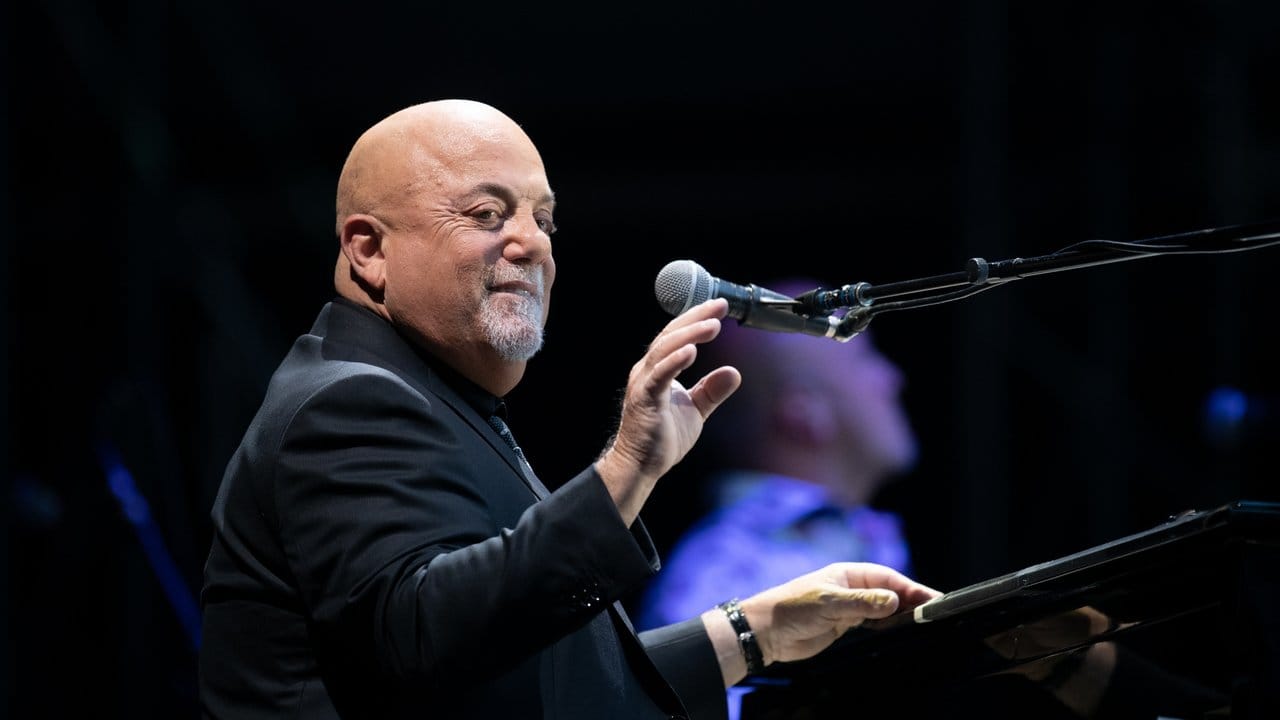 Billy Joel begeisterte 30 000 Fans in Hamburg.