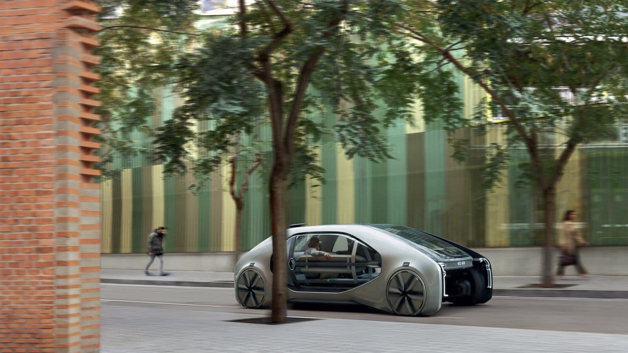 Entspannte Plauderei statt Stess am Steuer: Autonom fahrende Autos (im Bild der EZ-GO Concept von Renault) erwarten Experten zuerst in Großstädten und zunächst bei Mobiltitätsdienstleistern.