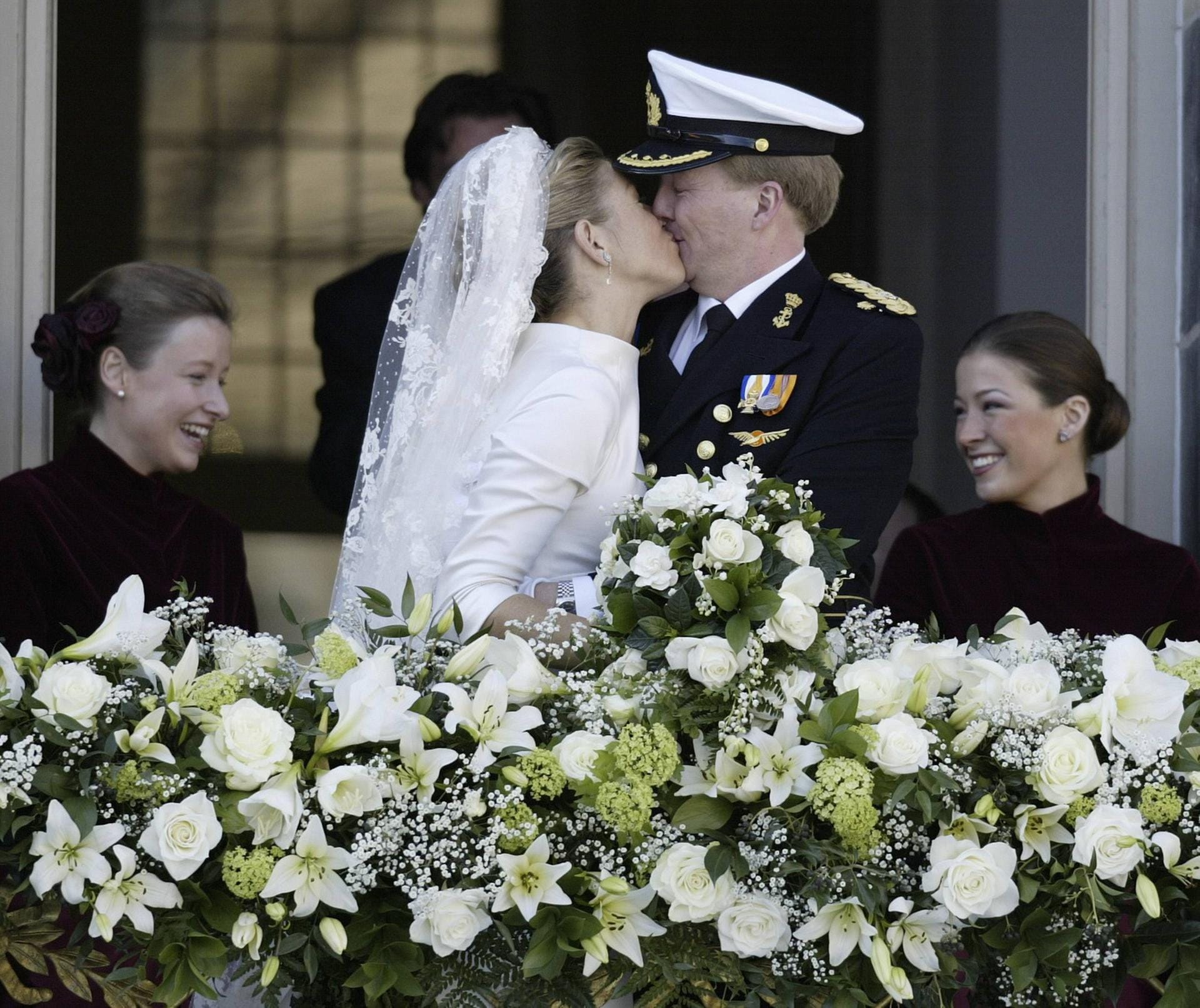 So schnell konnte Willem-Alexander der Niederlande gar nicht schauen: Bei der Traumhochzeit mit seiner Máxima gab es Emotionen pur.