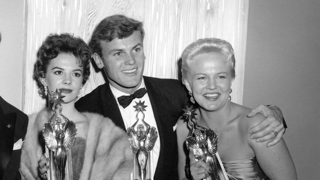 Tab Hunter mit Natalie Wood (l) und Peggy Lee bei der Verleihung der Audience Awards.