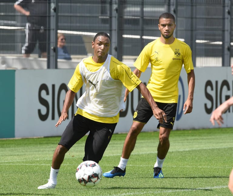 Vollgas im ersten Training beim neuen Verein: Abdou Diallo im Trainingsspiel beim BVB.