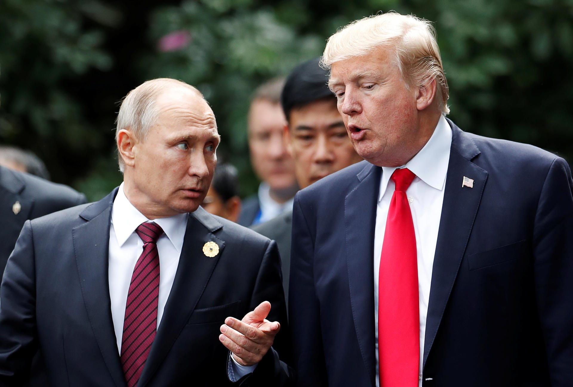 Der russische Präsident Wladmir Putin und US-Präsident Donald Trump mögen auf den ersten blick nicht viel gemeinsam haben – das täuscht aber. Der ehemalige KGB-Agent und das TV-Sternchen verbindet einiges. Zum Beispiel...