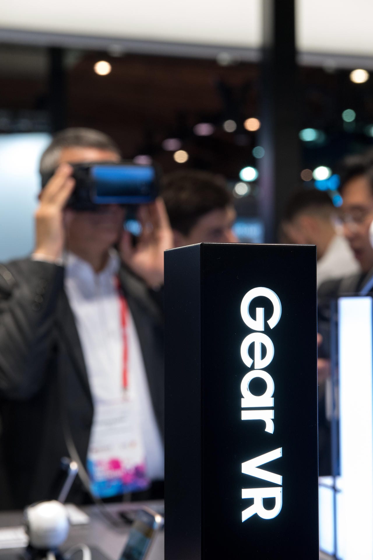 Samsungs Gear VR funktioniert nur zusammen mit einem Samsung-Galaxy-Smartphone ab dem Modell S6.