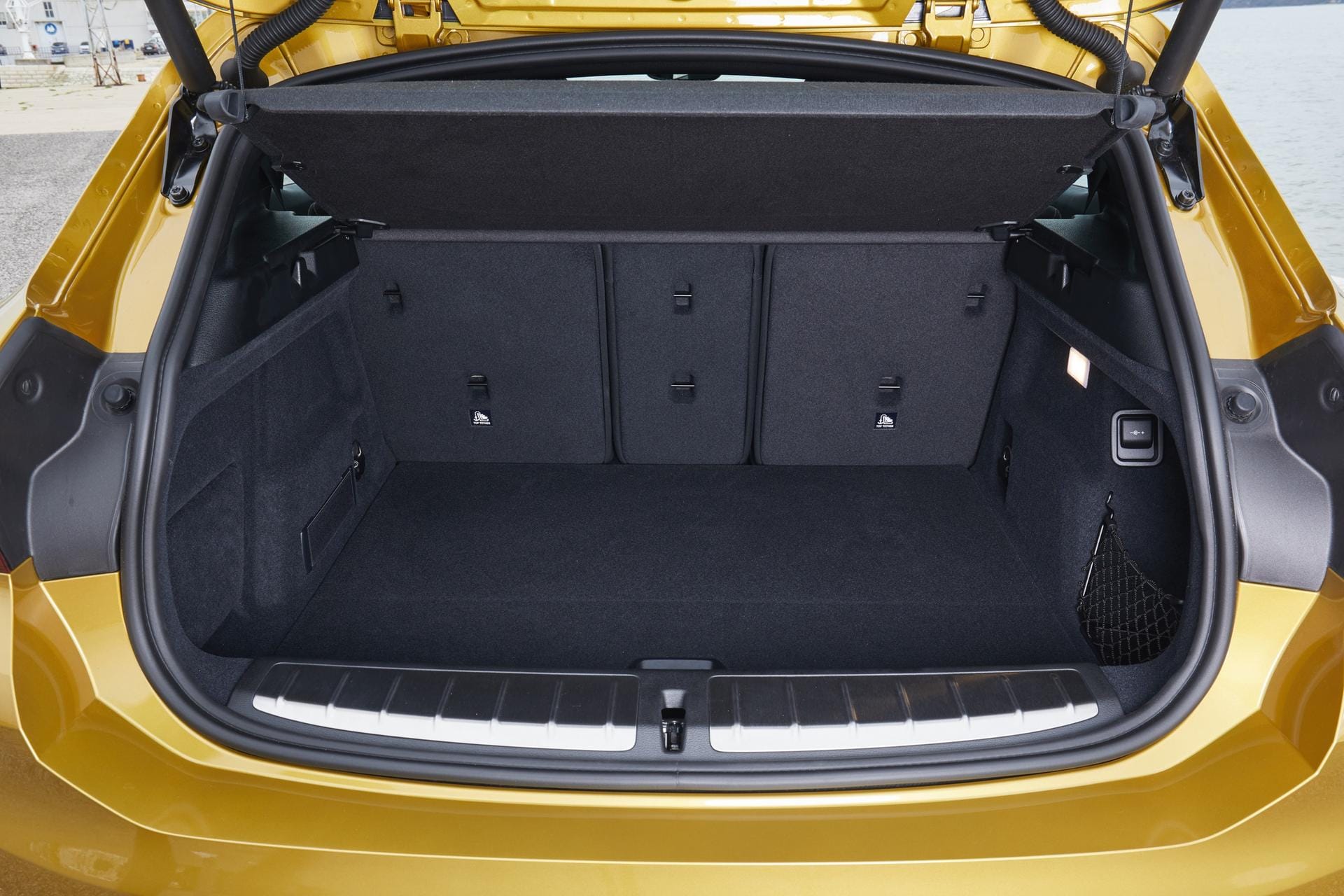 Kofferraum des BMW X2: Er fasst 470 Liter, nur knapp 30 weniger als beim X1.