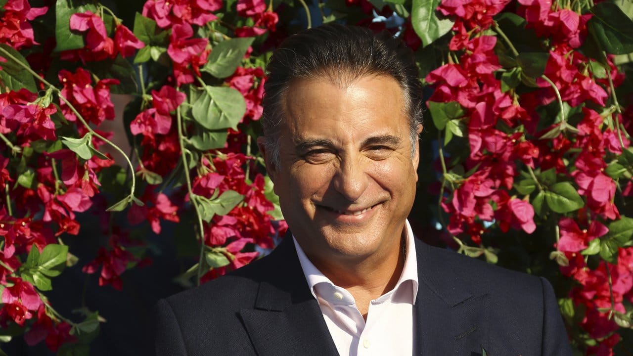 Andy Garcia spielt in "Mamma Mia! Here We Go Again" den Hotel-Manager Fernando Cienfuegos.