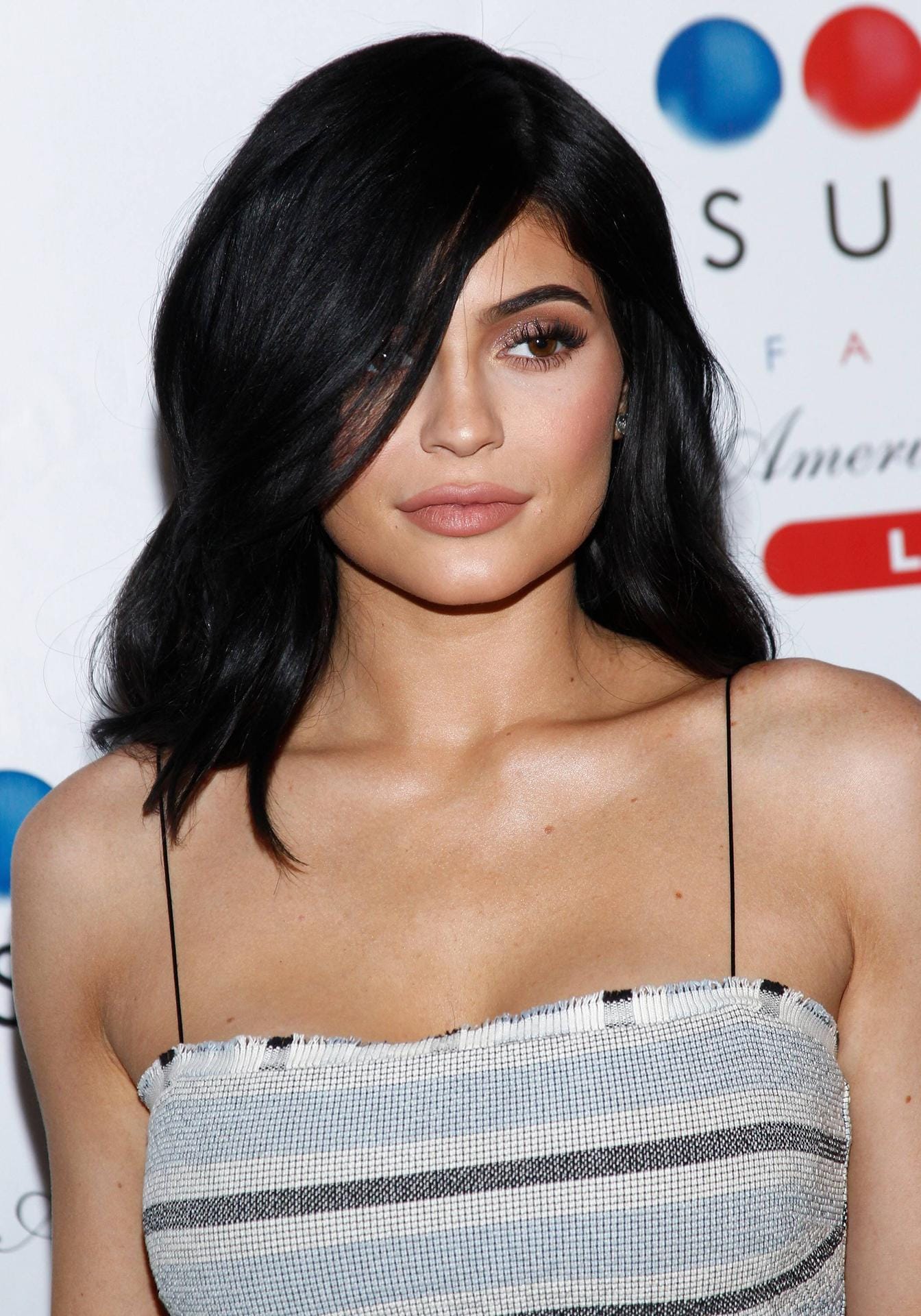 3. Platz: Reality-Star und Unternehmerin Kylie Jenner ist angehende Milliardärin. In den vergangenen 12 Monaten habe die 20-Jährige 166,5 Millionen Dollar (rund 142 Millionen Euro) eingenommen.