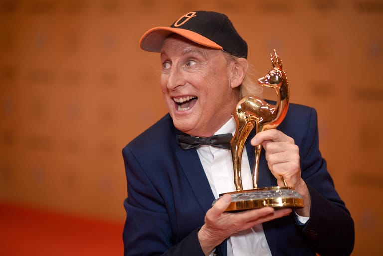 November 2015: Der 70-Jährige bei der Bambi-Verleihung in Berlin. In all den Jahren erhielt der Kult-Komiker über 25 Auszeichnungen.