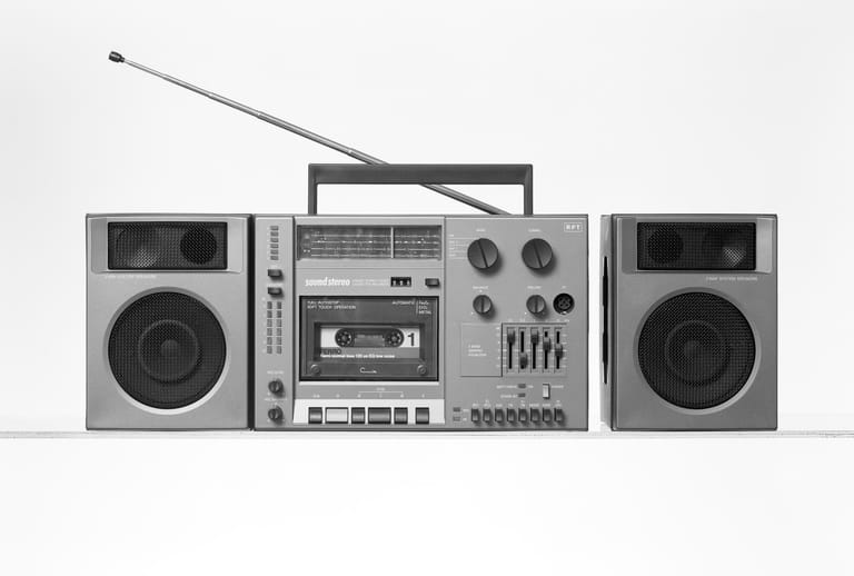 RFT Stereo-Radio-Kassettenrecorder mit abnehmbaren Boxen