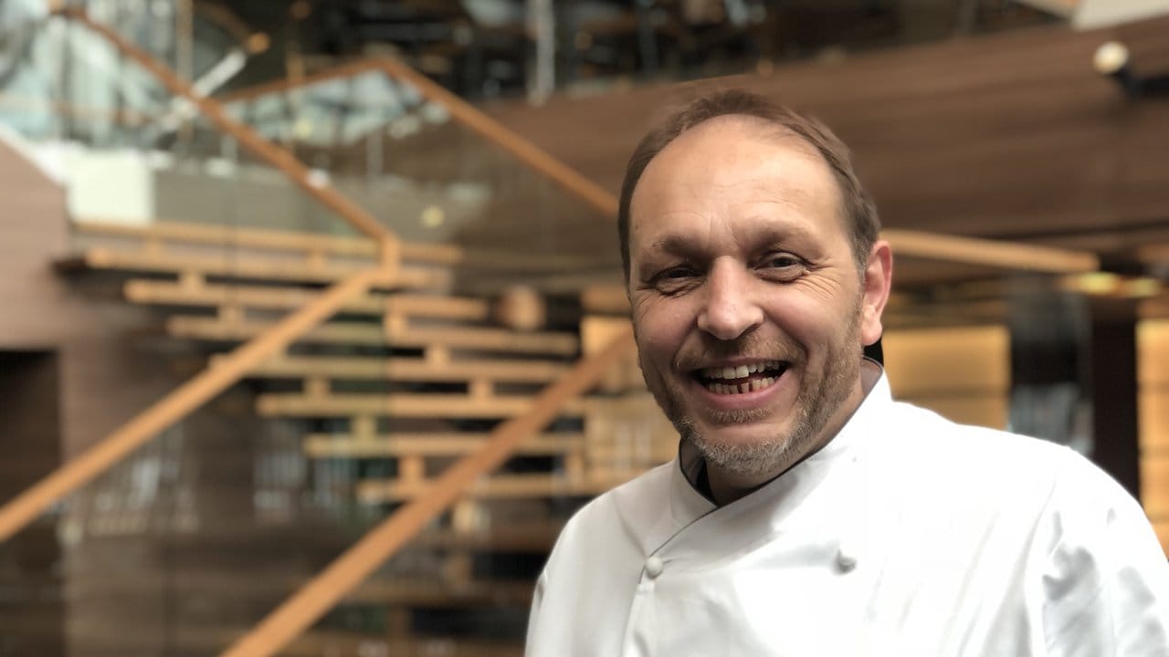 Wolfgang Kiessling ist Executive Chefkoch auf der "Mein Schiff 5". Wolfgang Kiessling ist Executive Chefkoch auf der "Mein Schiff 5".