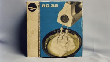 Handrührgerät RG 25 der DDR-Marke "Komet"