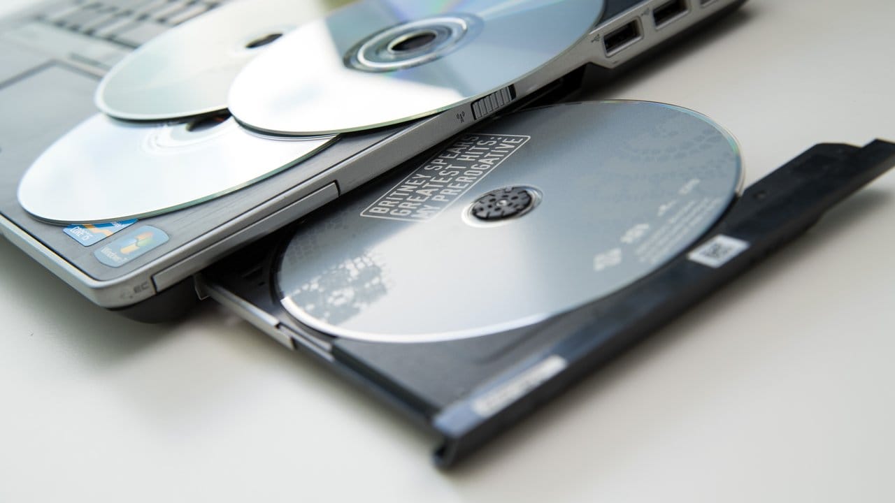 Wer seine CDs digitalisieren möchte, ist auf ein optisches Laufwerk angewiesen. Wer seine CDs digitalisieren möchte, ist auf ein optisches Laufwerk angewiesen.
