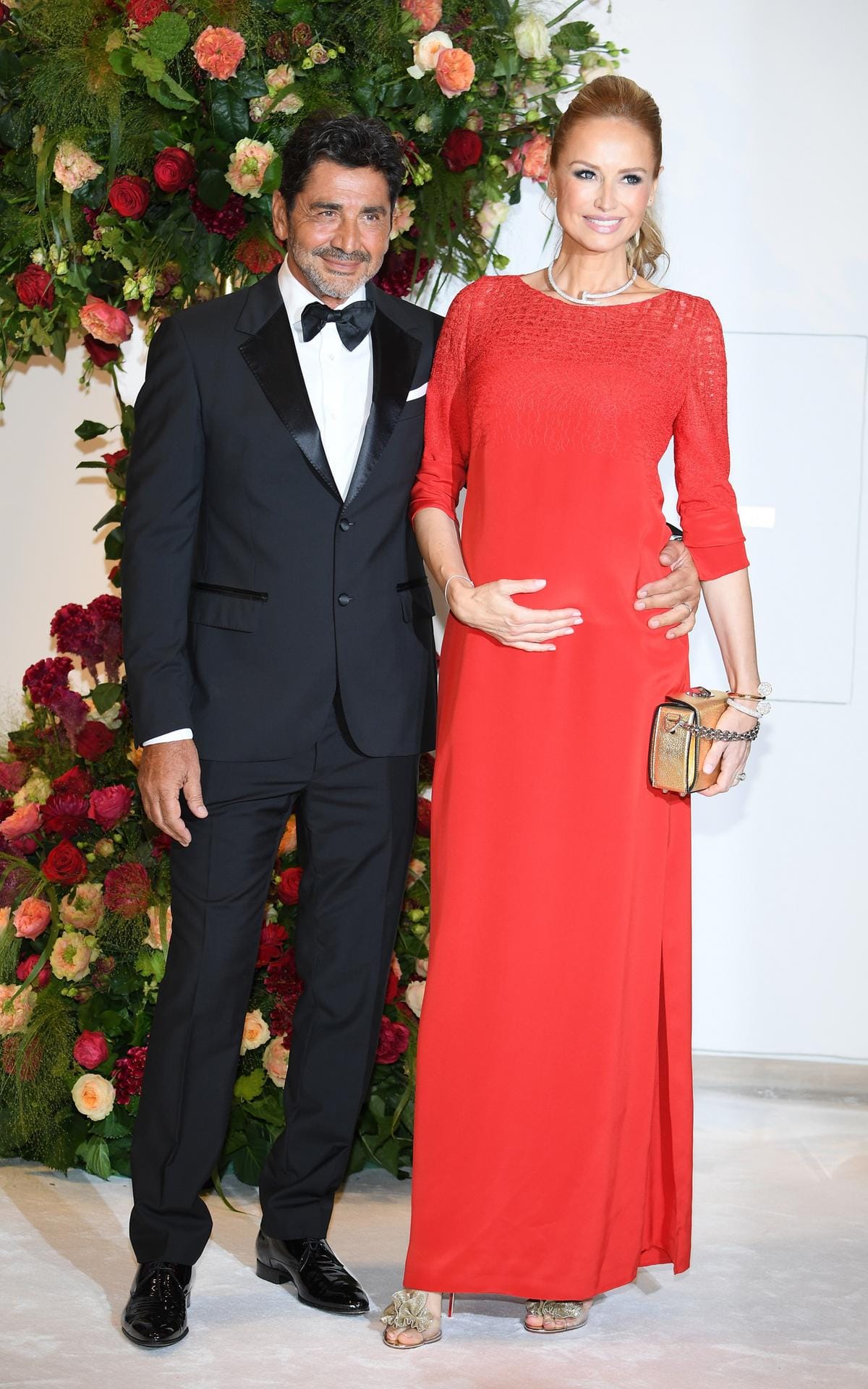 Aram Ohanian und Adriana Karembeu: Das Model erwartet mit 46 Jahren sein erstes Kind.