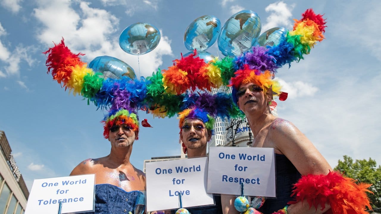 Die traditionelle Parade der Homosexuellen findet zum 40.