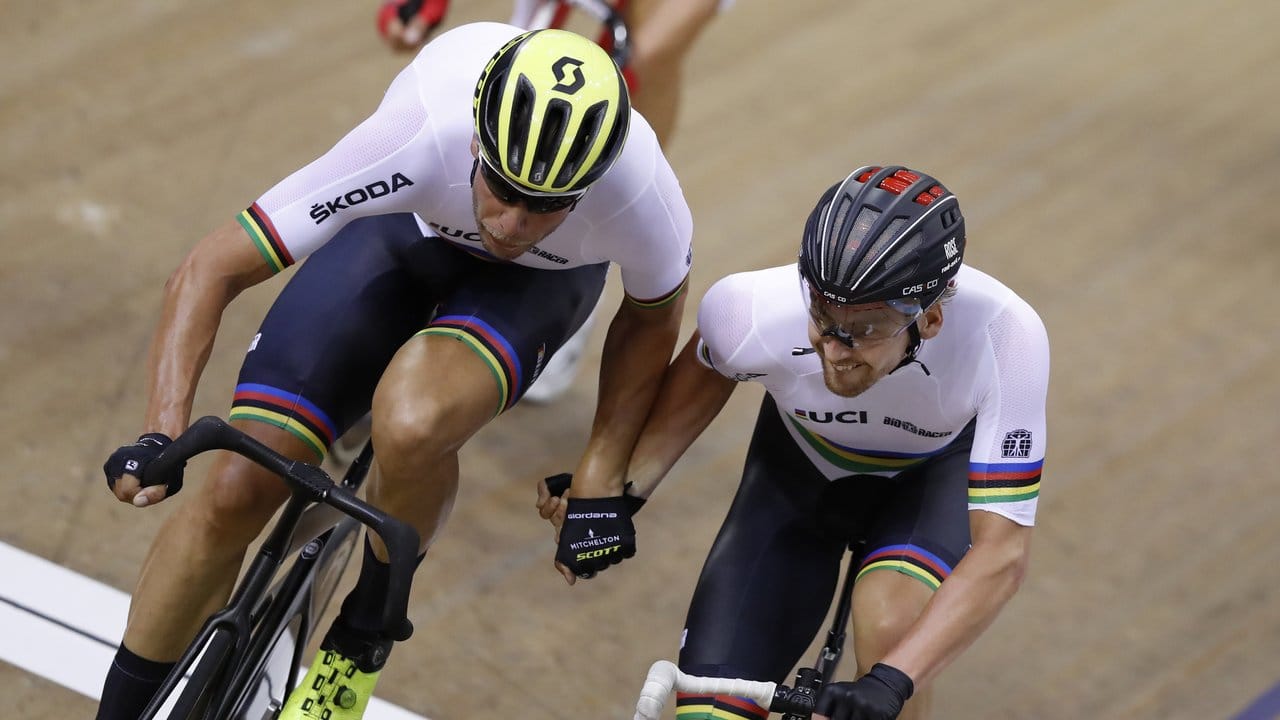 Roger Kluge (l) und Then Reinhardt beim Madison-Finale in Aktion. Roger Kluge (l) und Then Reinhardt beim Madison-Finale in Aktion.