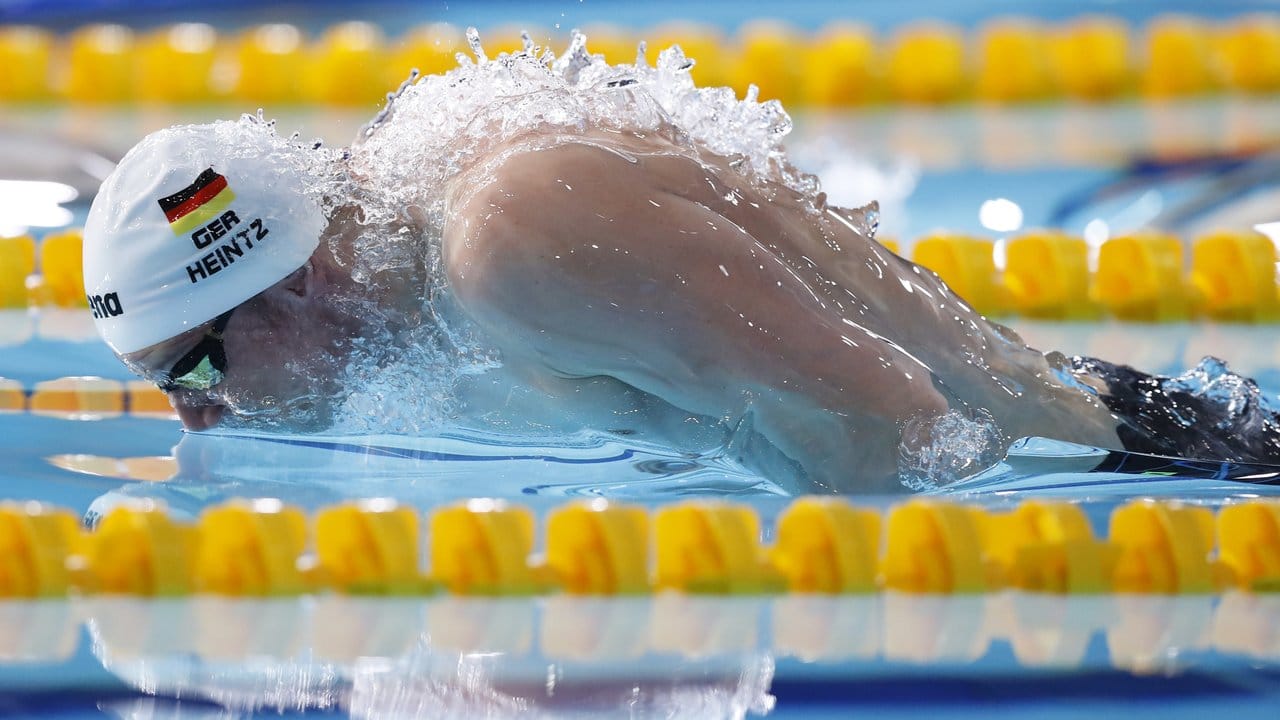 Philip Heintz wird über 200 Meter Lagen Zweiter. Philip Heintz wird über 200 Meter Lagen Zweiter.