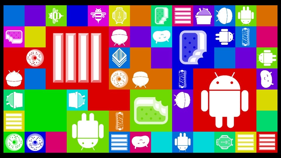 Bei Android 4.4.4. KitKat erscheint erst ein graues K, nach einem längeren Klick wird es zum KitKat-Logo. Im finalen Bildschirm zeigt der Bildschirm bunte Kacheln mit Symbolen bisheriger Android-Versionen, die ständig ihre Position wechseln.
