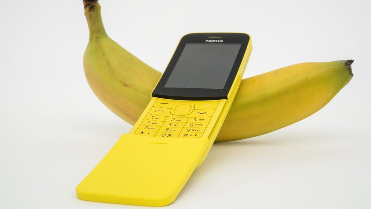 Das neue "Banana-Phone" spielt mit dem alten Spottnamen aus den 90er Jahren und kommt auch in einer Ausführung in Bananen-Gelb.