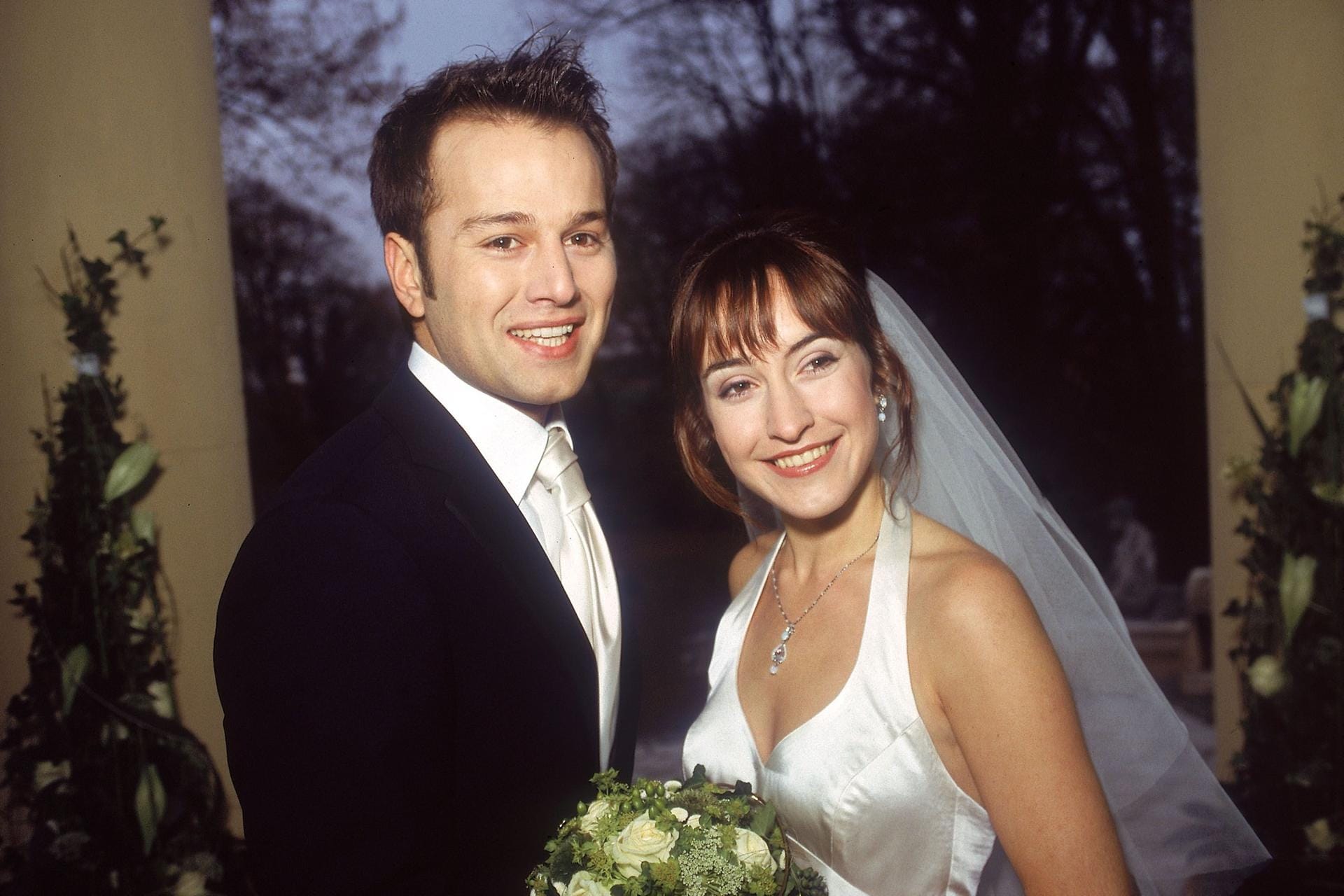 2005: Sandra heiratete Deniz, kurz danach starb der Bräutigam.